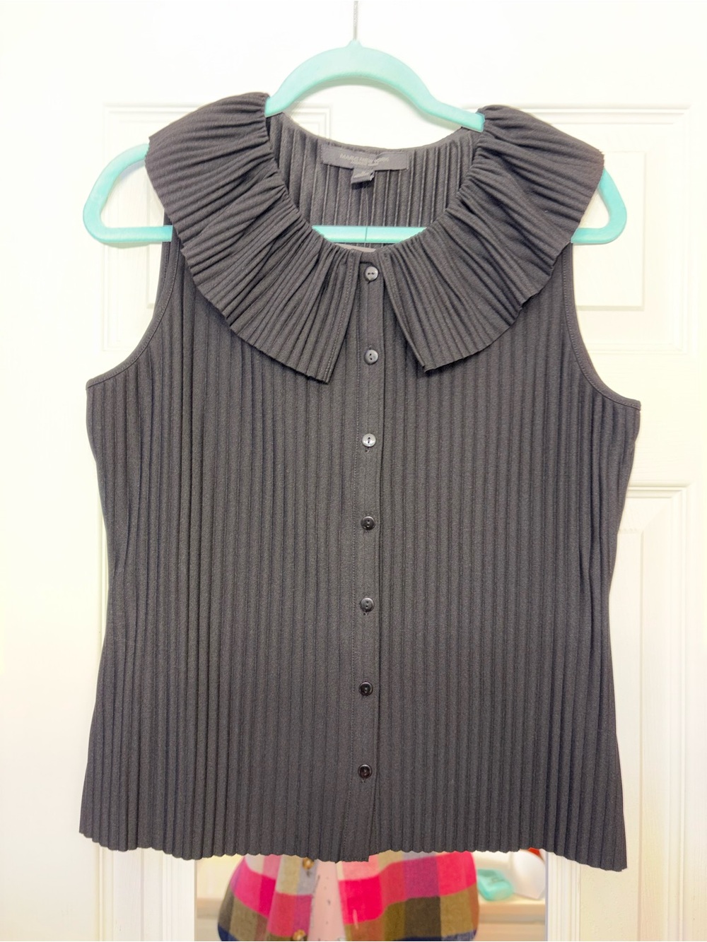 Marc New York Sleeveless Pleated Collar Top - Black